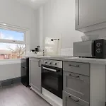 Luxury Moseley Studio - 8