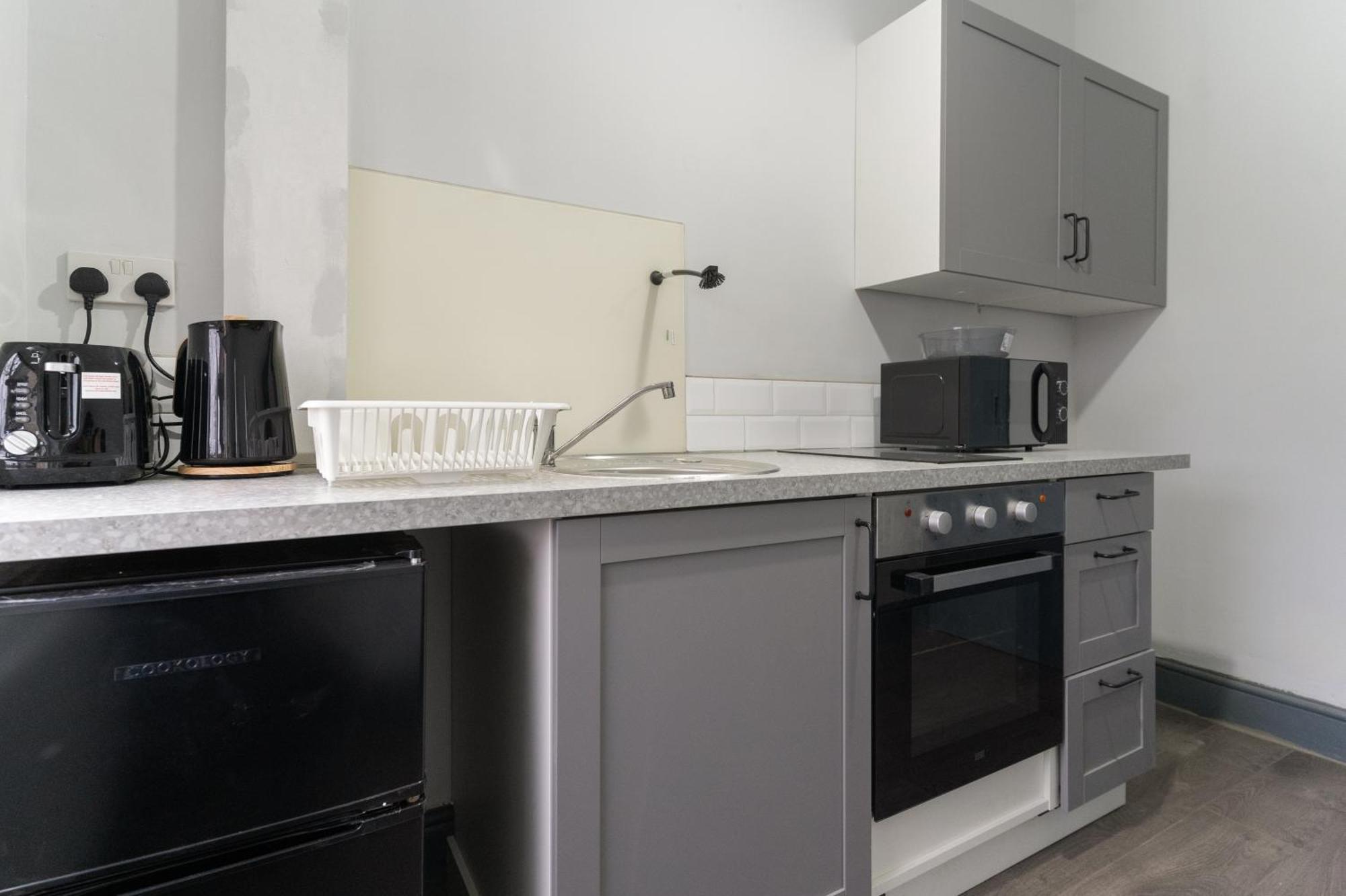 Luxury Moseley - 8 Apartment *